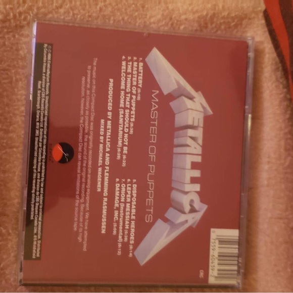 Metallica CD - Picture 2 of 2